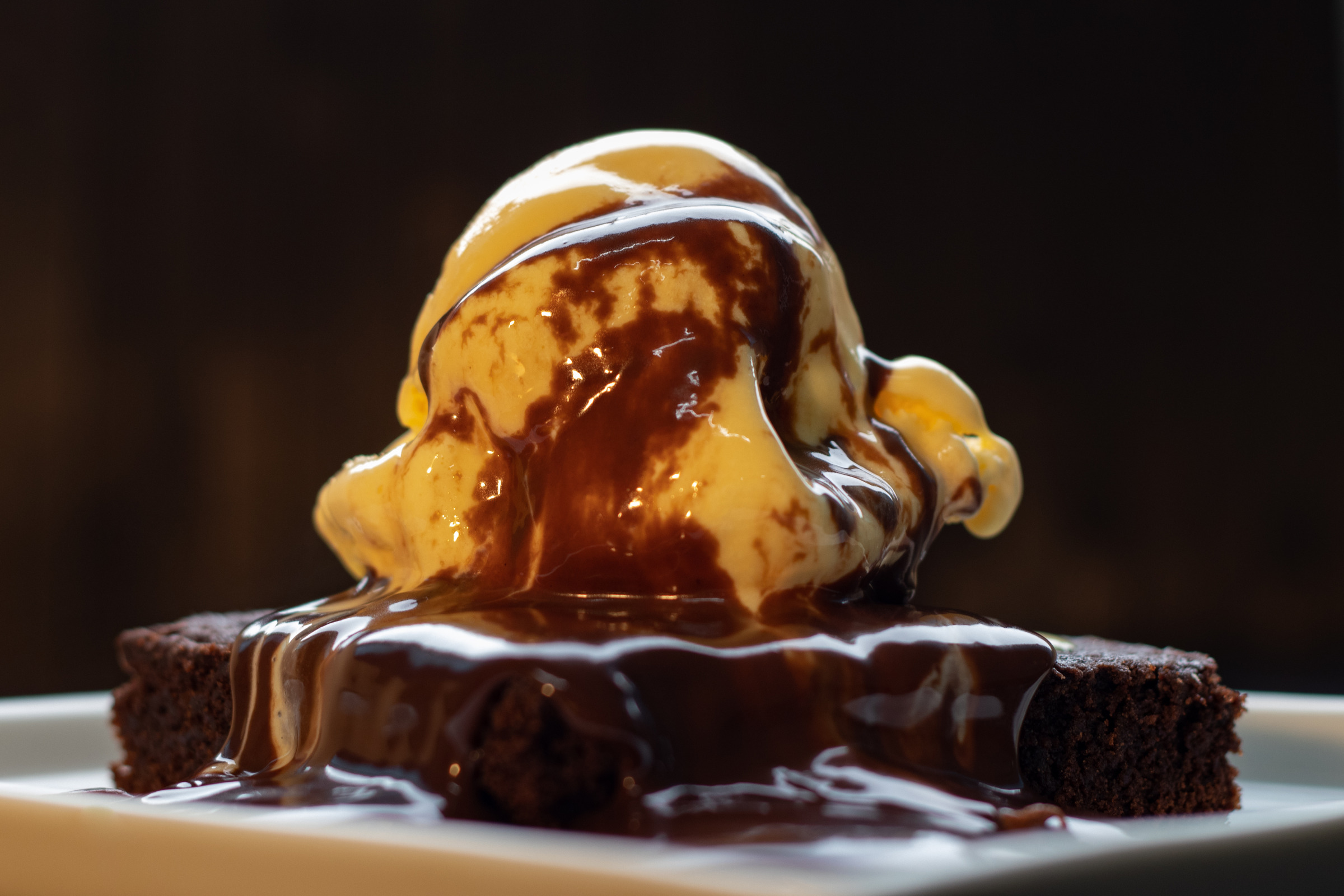 Brownie com sorvete de creme