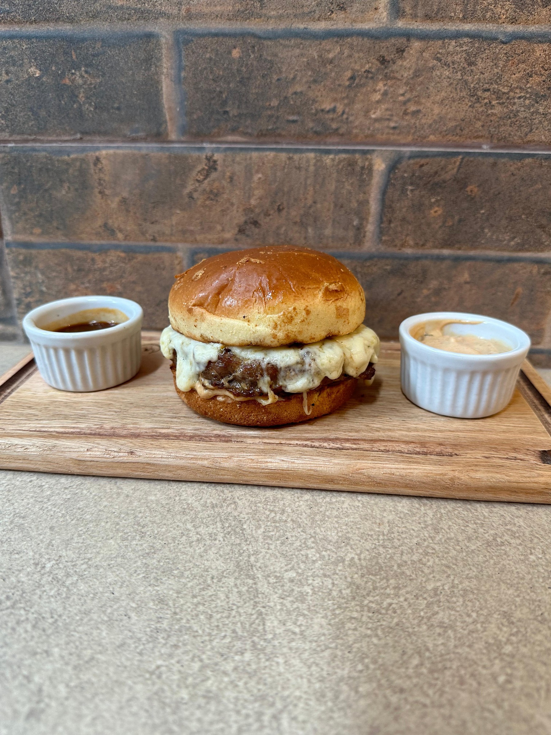 Orion Cheese Burger