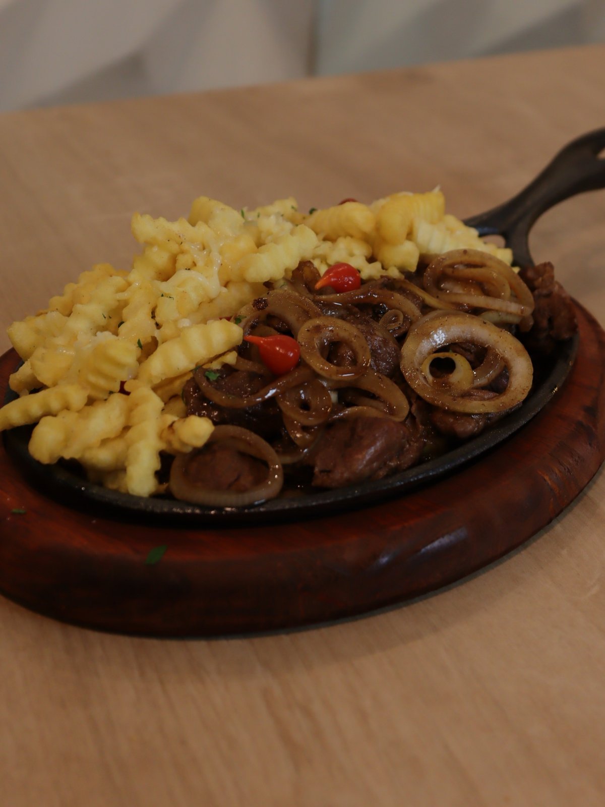 Filé com fritas